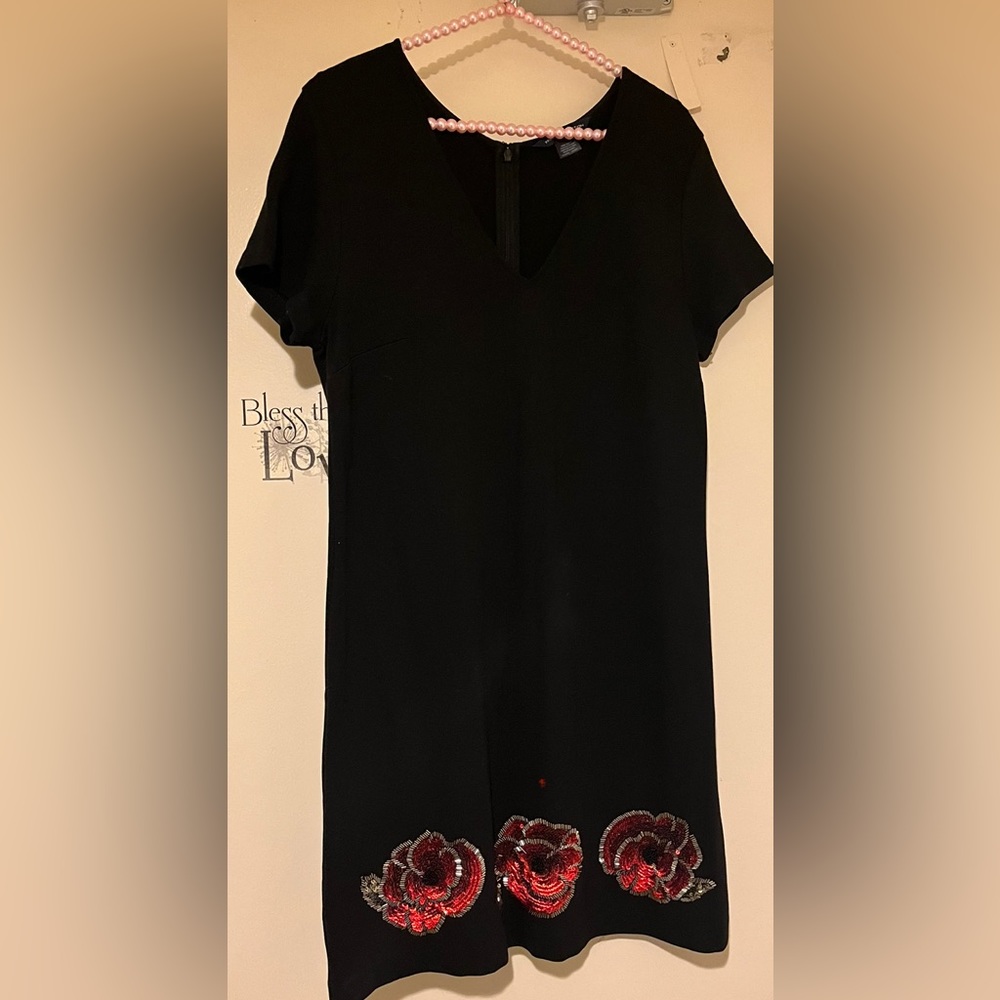 French connection V-Neck shift dress with sequin roses at the bottom